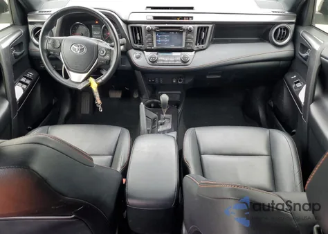 2018 Toyota Rav4 Se z USA, uszkodzony, nr VIN JTMJFREVXJJ207860